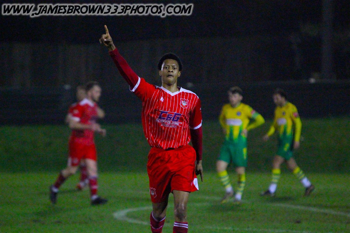📸Match Day Photos 2:

<a href="/NorthwoodFC/">Northwood Football Club</a> won 6-1 at home to <a href="/BLFC1907/">Badshot Lea FC</a> in the
<a href="/IsthmianLeague/">The Pitching In Isthmian League</a>. Shoutout to <a href="/KaineLucasKenne/">Lucas Sinclair</a> for scoring 4 goals. <a href="/KofiAnokye9924/">Kofi A</a> <a href="/DanielWilliaams/">DW</a> linking up great.

Sinclair on fire, Badshot defence was terrified!🔥🎶👊

Photos:⬇️
jamesbrown333photos.com/portfolio/G000…