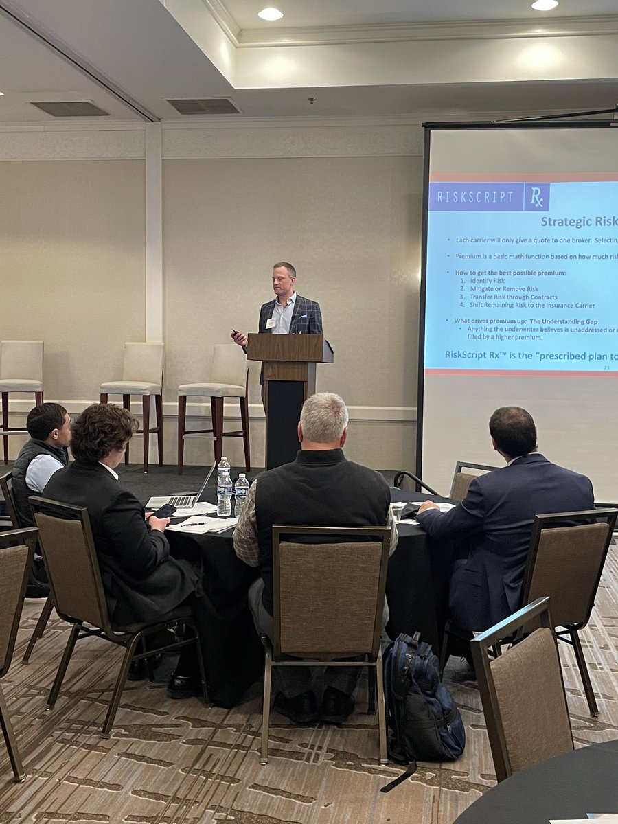 Wound down last week by speaking at the CCIM Michigan Chapter and CPIXCRE Continuing Education Seminar. Great group of sharp, thoughtful and inquisitive folks as we navigate a unique and, at times, challenging RE environment. #realestate #ccim #cbor #realestate #retwit