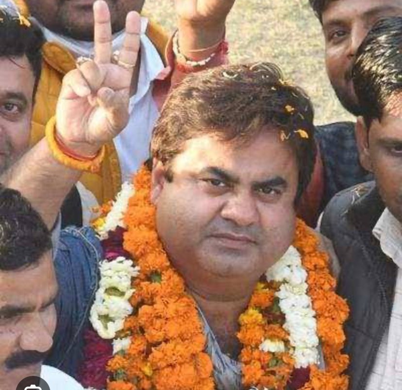 उत्तराखंड में एक तरफ जहां कांग्रेस के स्थापित नेता /विधायक कांग्रेस छोड़ भारतीय जनता पार्टी में शामिल हो रहे हैं  l ऐसे में अगर कांग्रेस को उत्तराखंड में अपनी पहचान बचा कर रखना है ,तो हरीश रावत   जी को बड़प्पन दिखाते हुए खुद ही उमेश कुमार का नाम हरिद्वार लोकसभा से पार्टी आला कमान