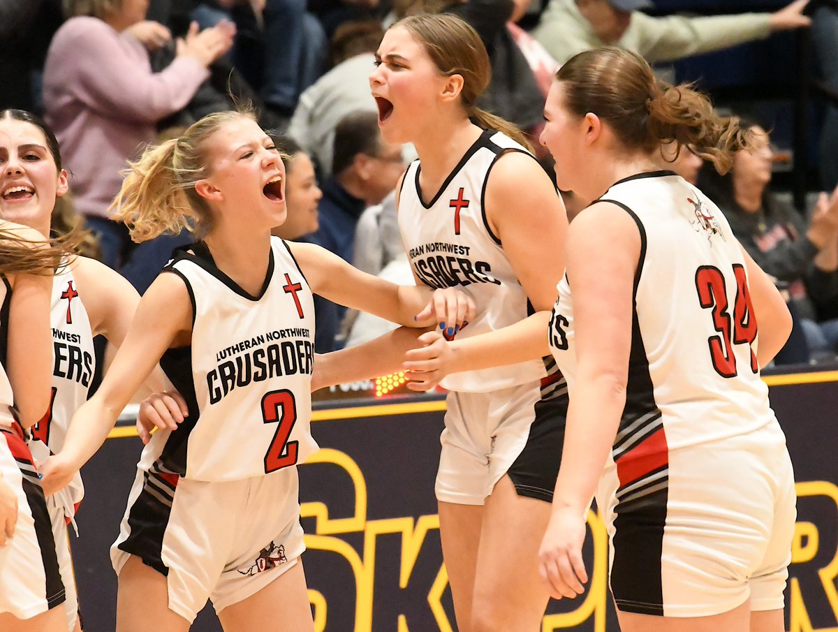 FullCrtCoverage's tweet photo. GIRLS BASKETBALL: @LHNWBball_Girls locks in Breslin berth with dominating defensive win over Sandusky in quarterfinals >> https://t.co/2p78Xzm686

@JimmyMehlberg @LuthNorthwest https://t.co/tXZWLpBKYf
