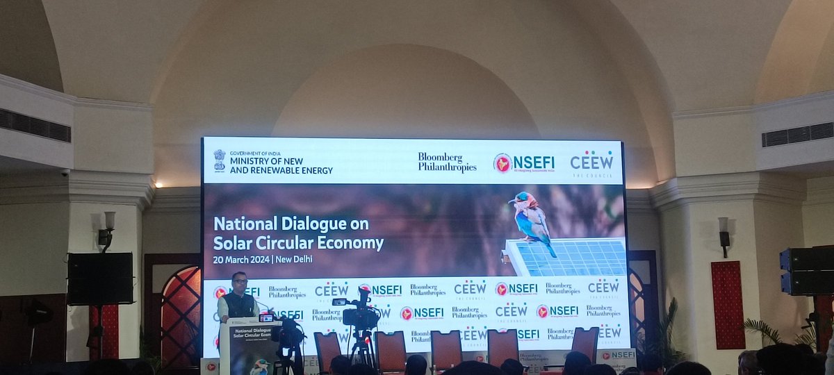 Shri Dinesh D. Jagdale ji, @mnreindia emphasising for creation of more avenues for Solar PV recycling and RE Technologies at the National Dialogue on Solar Circular Economy hosted by #NSEFI in collaboration with @ceewindia