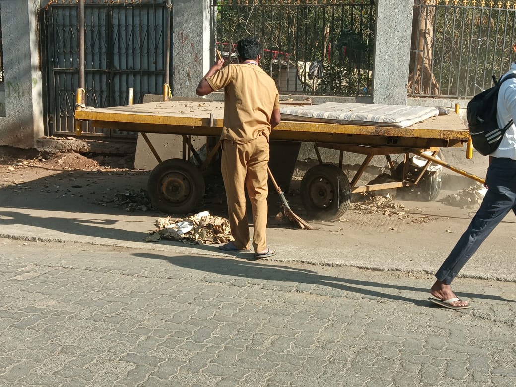 alkakerkar tweet media