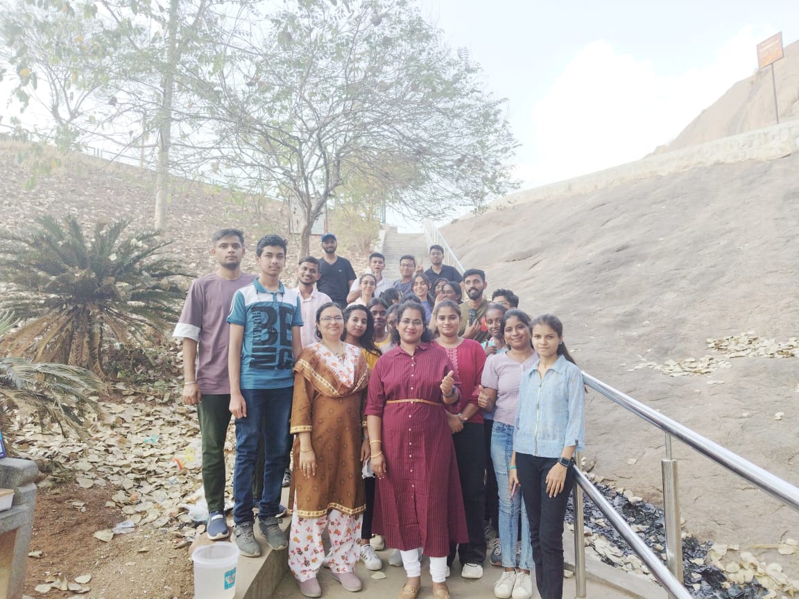 ieeeatria's tweet photo. Throwback to an unforgettable day of bonding, adventure, and learning at the IEEE AIT STB's 4th Recreational and Team Building Summit! 🌟
 
@IEEEorg @ieeebangalore @AtriaIT https://t.co/LWy9Ct9gsH
