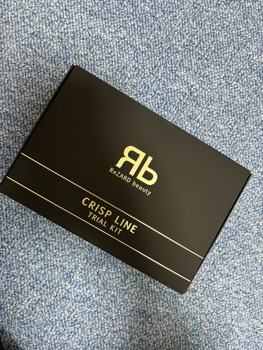 nr72bSmw74gLHXi's tweet photo. ３点セット、届きました！

お試しやけど、買ってみた👿

肌に合うとええけど。

#RiZard #ビューティー #ヒカル ＃化粧水 #肌  #肌もちもち https://t.co/PoJcqKdUXR