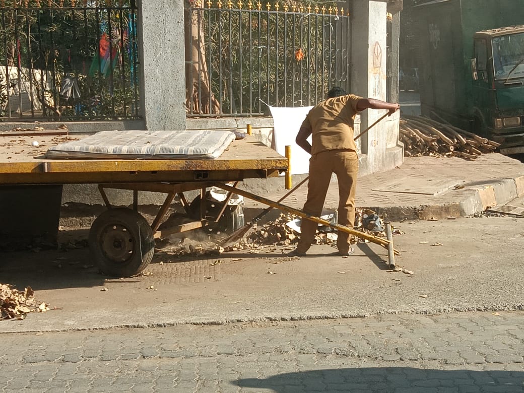 alkakerkar tweet media