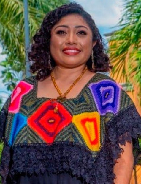 JorgeCastro_66's tweet photo. ¡Ahora es cuando @AnahiGonzalezQR! Le lanza reto Mayusa González, candidata de @MovCiudadanoMX al @senadomexicano, para debatir en lengua maya y ver quién es más indígena de las dos. Que le tome la palabra para disipar dudas sobre sus orígenes “étnicos” y lo compruebe de una vez https://t.co/glHtwYjYbR