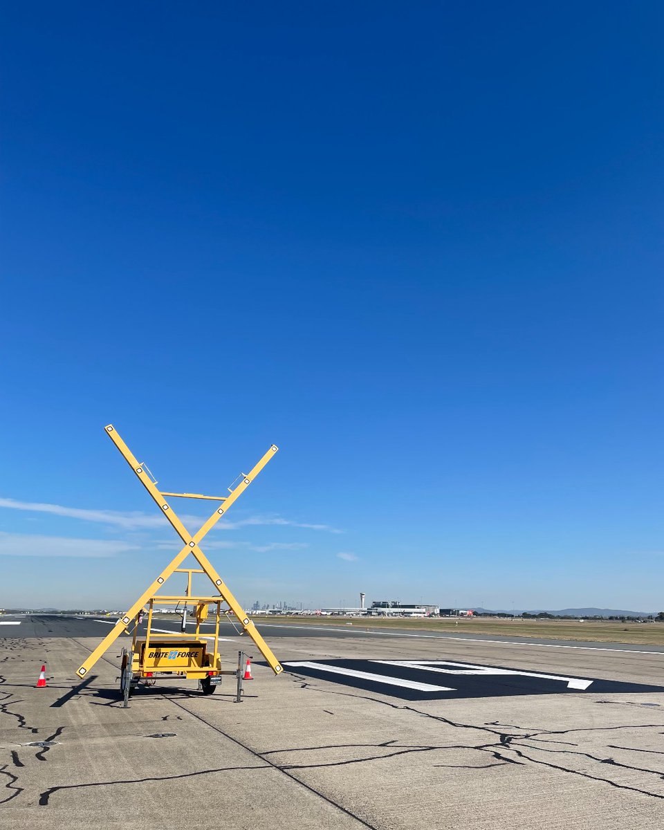 📣 PSA: On Sun 24 March the New Parallel Runway will be closed from 9am - 5pm for maintenance. For questions about aircraft operations please contact Airservices Australia's Noise Complaints and for feedback on runway maintenance please contact Brisbane Airport.