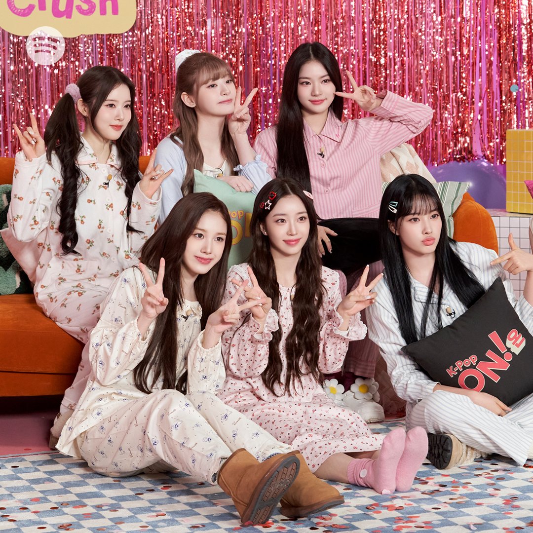SpotifyKR's tweet photo. 스포티파이 비하인드 포토
ㄴ알라view~🩷

스테이씨의 첫사랑이 궁금하다면
[K-Pop ON!] 유튜브 채널에서 확인하세요!
🤟🏻https://t.co/NooZLFNOsU

@STAYC_official #스포티파이 
#KpopONFirstCrush #SpotifyxSTAYC 
#STAYC #스테이씨 https://t.co/0HRf9hVvu0