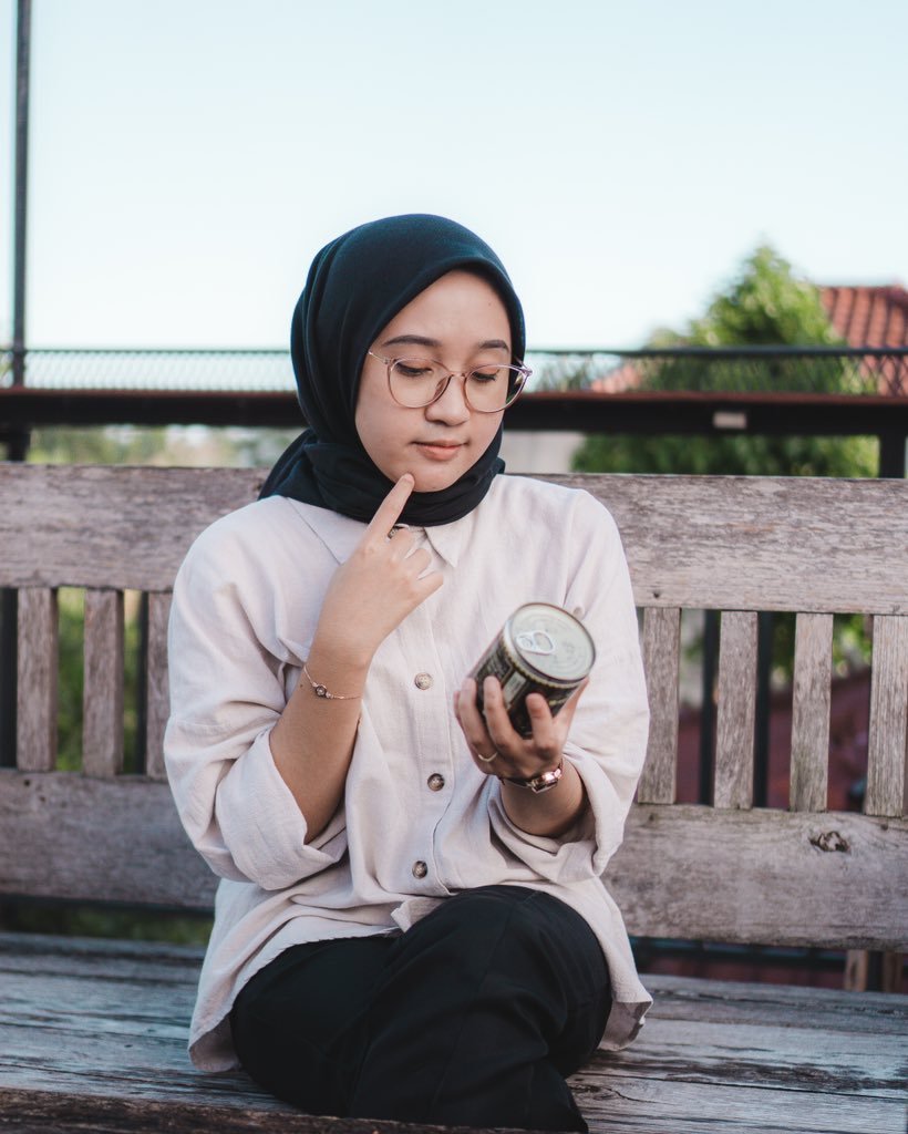 Gudeg Bagong kemasan 300 Gram ini bisa buat berapa porsi ya?

Dengan kemasan 300 Gram ini, kalian bisa makan 2-3 orang lho~

Yukk buruan yang mau pesan bisa langsung hubungi kontak yang ada di bio yaa!

#gudegbagong #kulinerjogja #wisatajogja #gudegjogja #gudeg #oleholehjogja