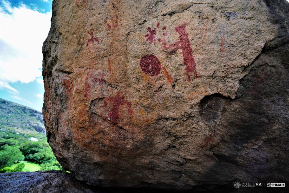 Deléitate con nuestra #FotoDelDía: Arroyo Seco: figuras humanas en rocas sagradas

🔹Situado en el municipio de Victoria, Guanajuato, es uno de los sitios con arte rupestre más representativos del centro-norte de México

Conócelo: inah.gob.mx/foto-del-dia/a…

📸 Mauricio Marat. #INAH