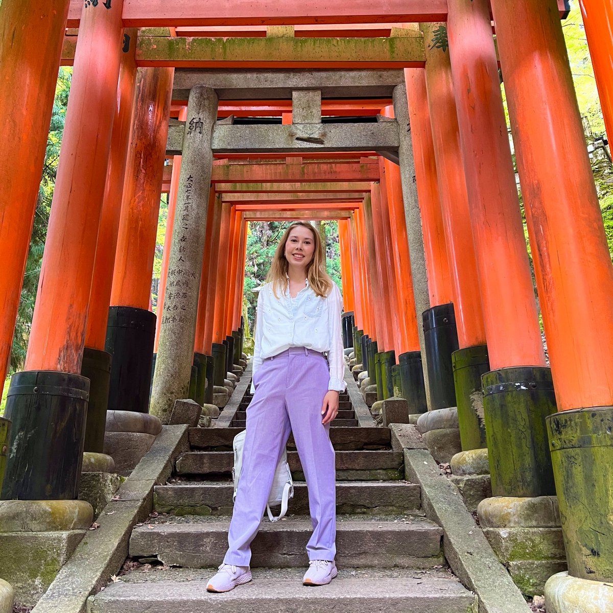 LuizaTanaka's tweet image. Also not at GDC like my lovely peer Tian, but @playPalia peeps represent! 😍

I'm Luiza Tanaka, sr enviro artist at @Singularity6, I also love travelling and fashion, but maybe eating more than cooking 🤣 Rn doing my best to keep a bonsai alive 🌱 #WhatAGameDevLooksLike