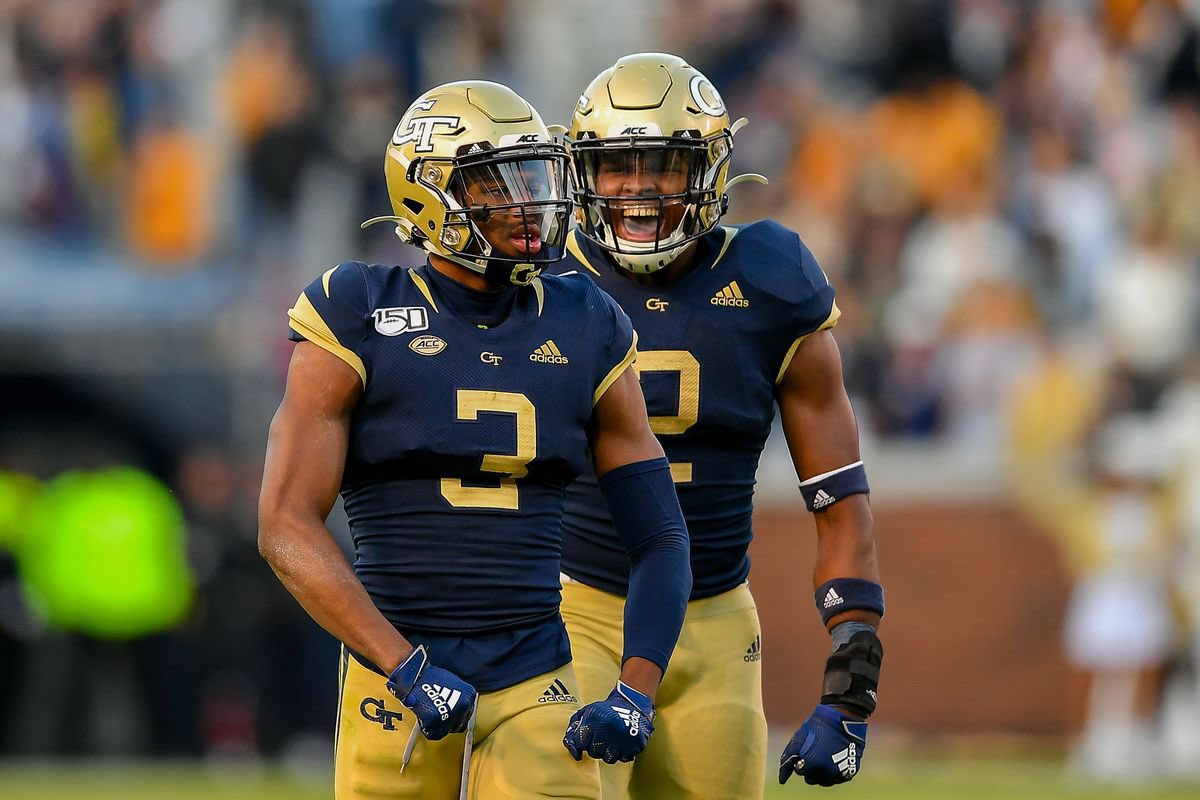 After a great conversation with <a href="/RickyBrumfield/">Coach B</a> I’m blessed to receive an offer from Georgia Tech🐝🙏🏾#TogetherWeSwarm <a href="/maka_difference/">Tony Jones</a> <a href="/ChadSimmons_/">ChadSimmons</a> <a href="/BHoward_11/">Brandon Howard</a> <a href="/therealraygates/">Ray Gates</a>