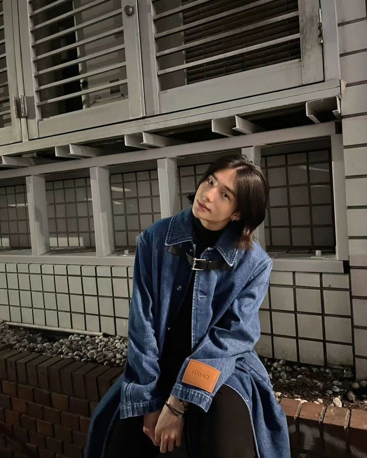 Happy birthday, my love. You're the most precious gift I've ever received. And the prettiest one too. I love you to the moon and back, the black cat to my golden retriever. 🖤