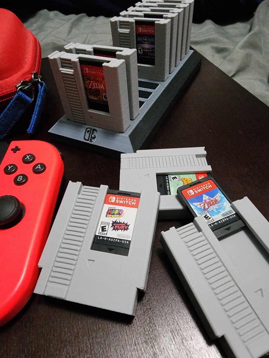 jhncn2's tweet photo. Awesome gift from a very good friend @Mocha4you , thank you 😁
#3Dprinting #NES #Gaming https://t.co/GsX47I2nsN