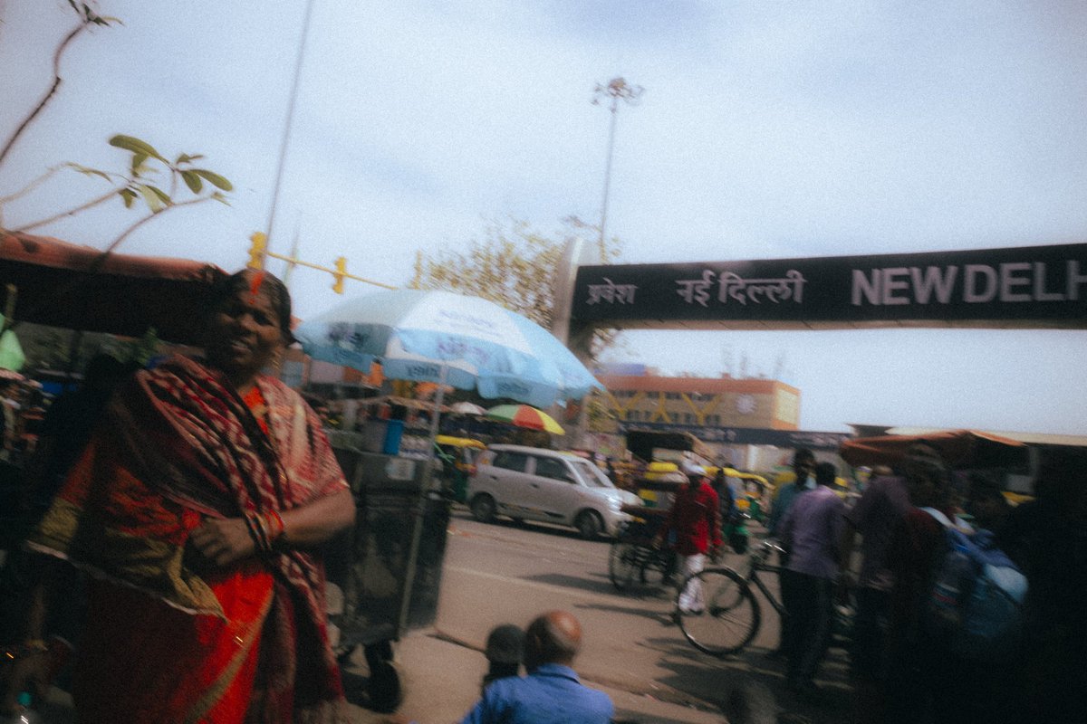 leafrutos tweet media