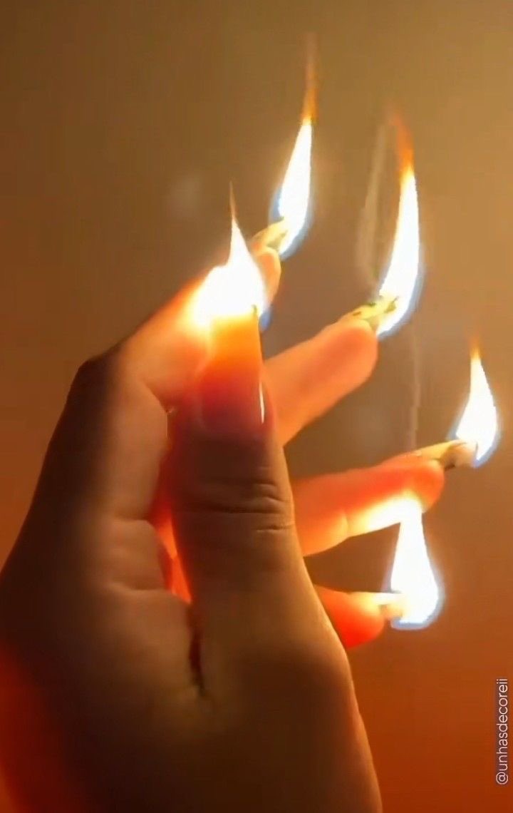 astropriestesss's tweet photo. may aries season ignite a flame within your soul https://t.co/Futw3fkCow