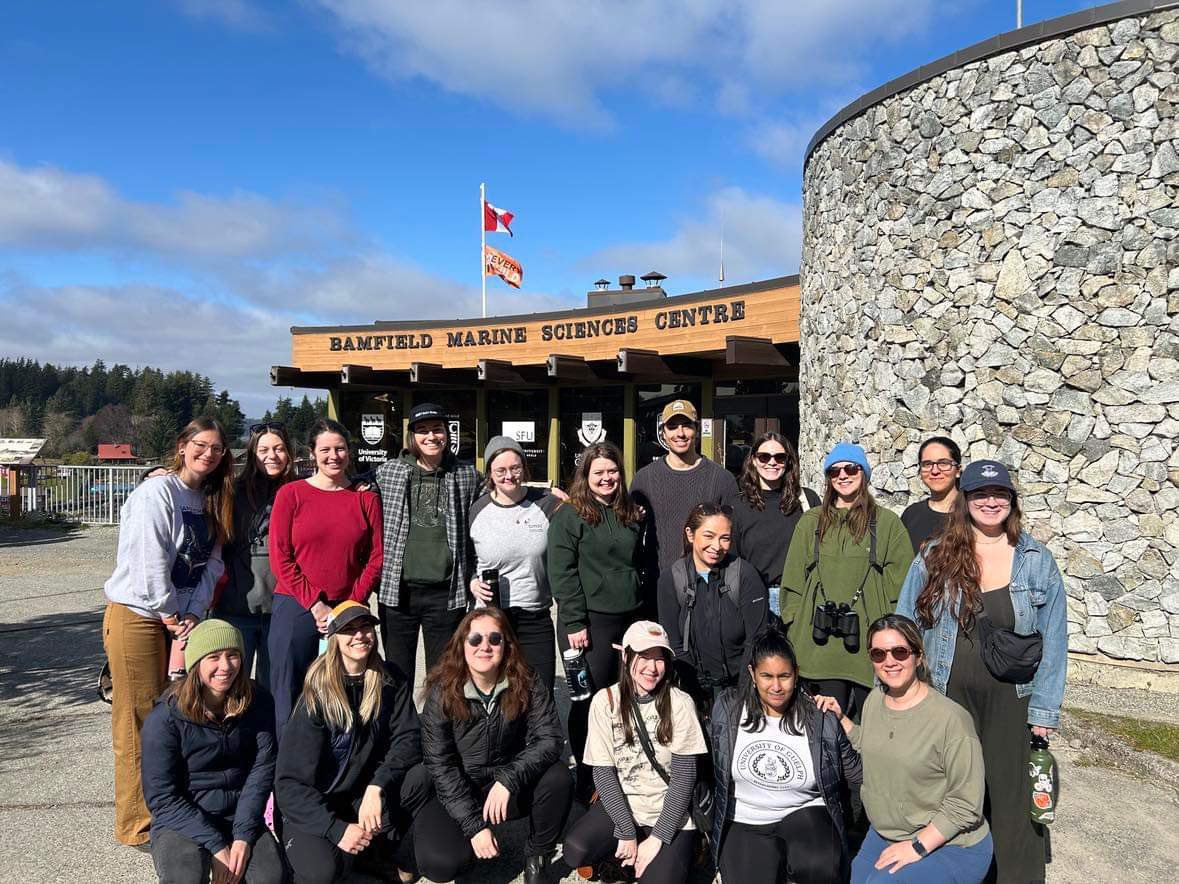 kiarakattler's tweet photo. Couldn’t ask for a better weekend to spend in Bamfield for @pacific_eec! Thank you to the organizers for a great weekend and for allowing us to share our work. @BamfieldMSC @SFU_Science @SFUBioSci https://t.co/QdUN5lXpOC