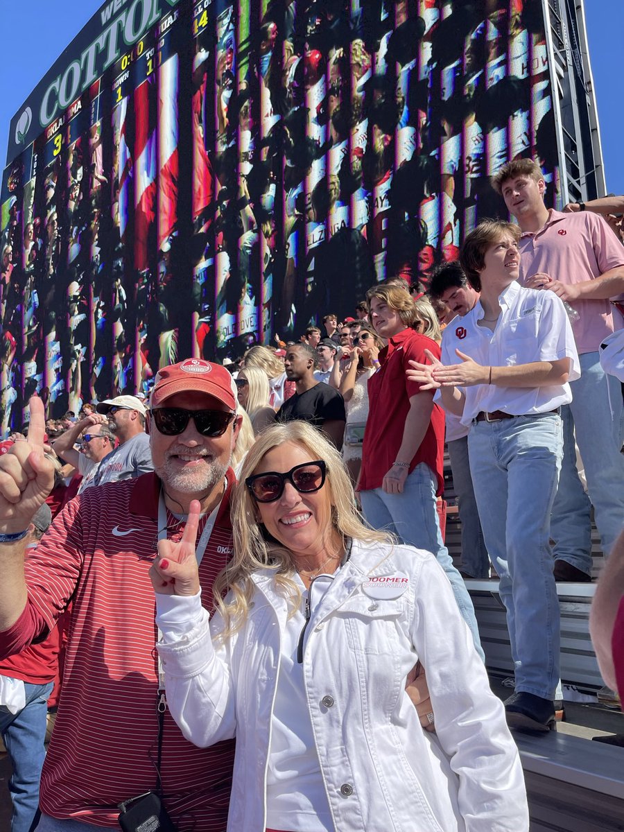 markgarner123's tweet photo. @KREFsports South end zone - Boomer!! https://t.co/TziawuNSli