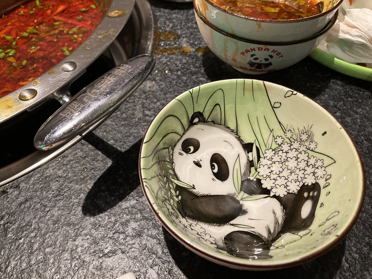 nabe_350's tweet photo. タレバーの奥にキクラゲのシロップ煮があって、何回か胃腸をリセットできて良かった！注文は中華仕様で、なんとなくでなんとか注文！中華版湯葉の腐竹ほんとーに大好きー！ https://t.co/qR48XoI5hp