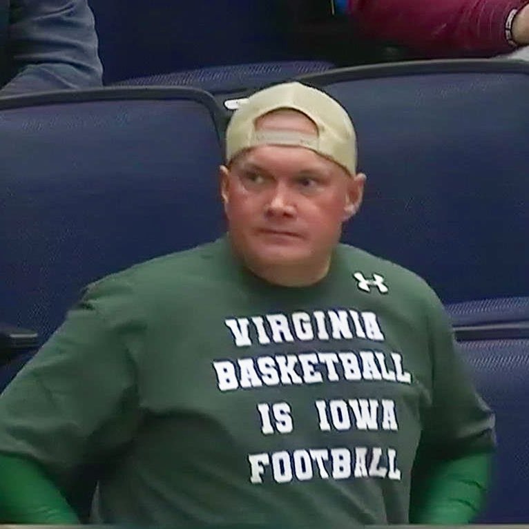 barstoolsports's tweet image. Accurate