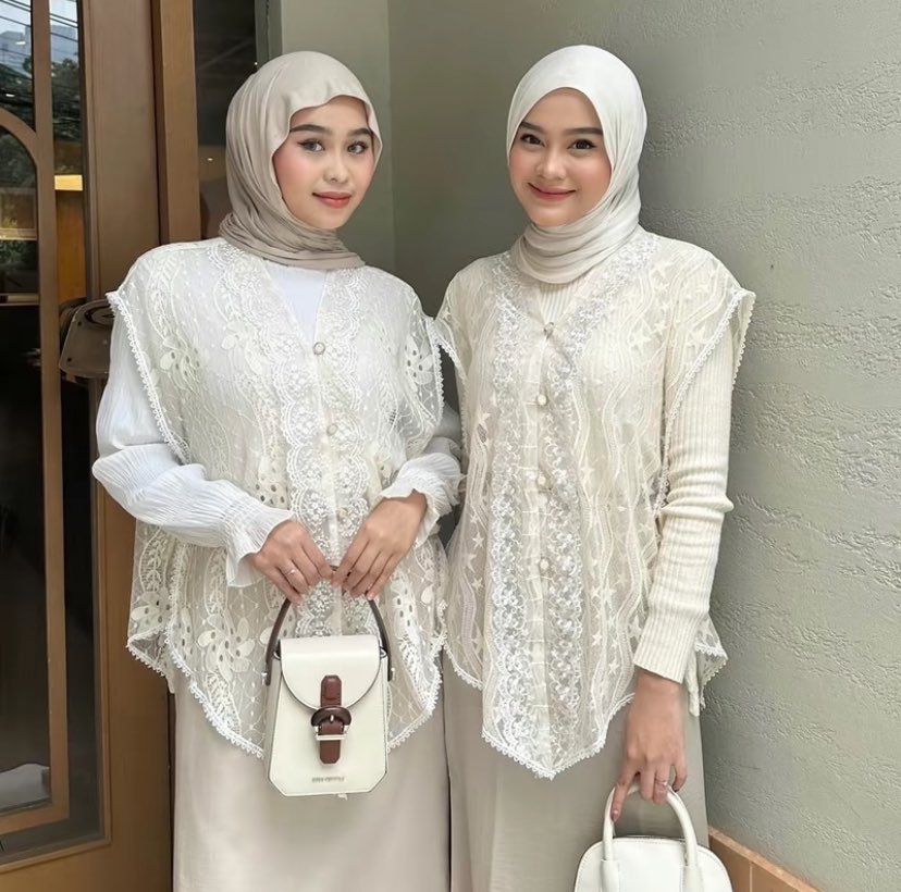 Larasdr027's tweet image. Rekomendasi outer
shope.ee/2ArUGNI00j
shope.ee/7zpHDAcJLQ
shope.ee/7pVr0ixuAF
shope.ee/604CpaUAGH

#mixmatch #shopeeaffiliate #ShopeeBigRamadanSale2024 #ShopeeFashion