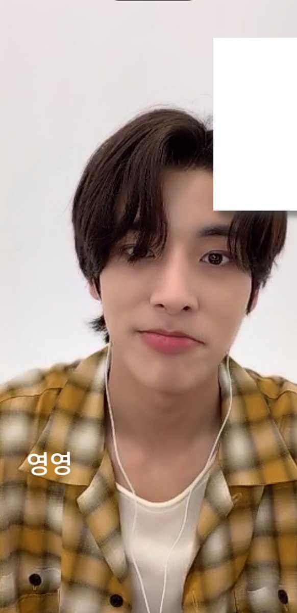 yuniyoiz's tweet photo. this habit of him>>> https://t.co/l6hxN7PQrE