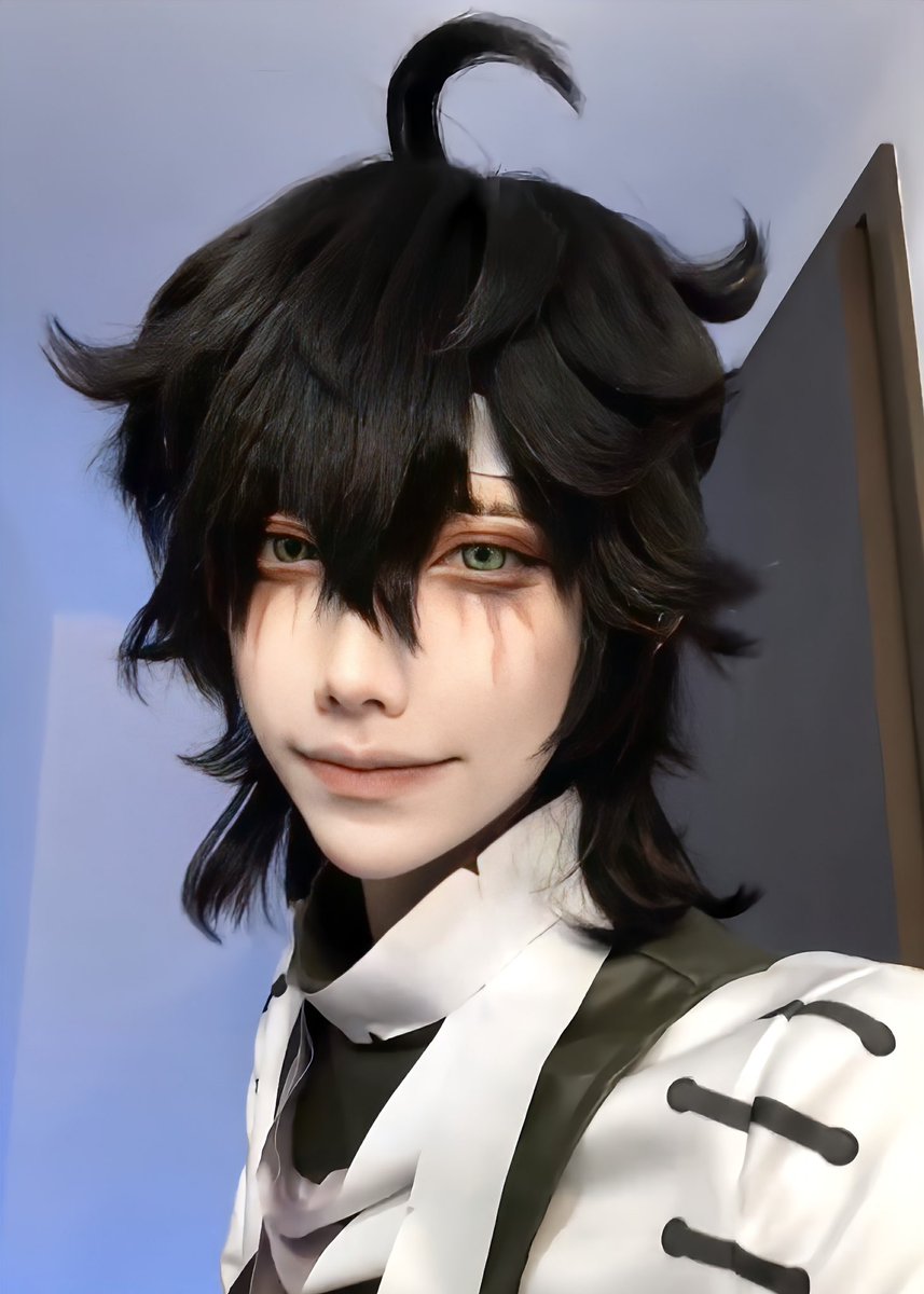 qingming_ming's tweet photo. エダ、こち見て😉   
#IdentityV #第五人格 #コスプレ #エミール #cosplay #fyp https://t.co/c1bPMQlr5U