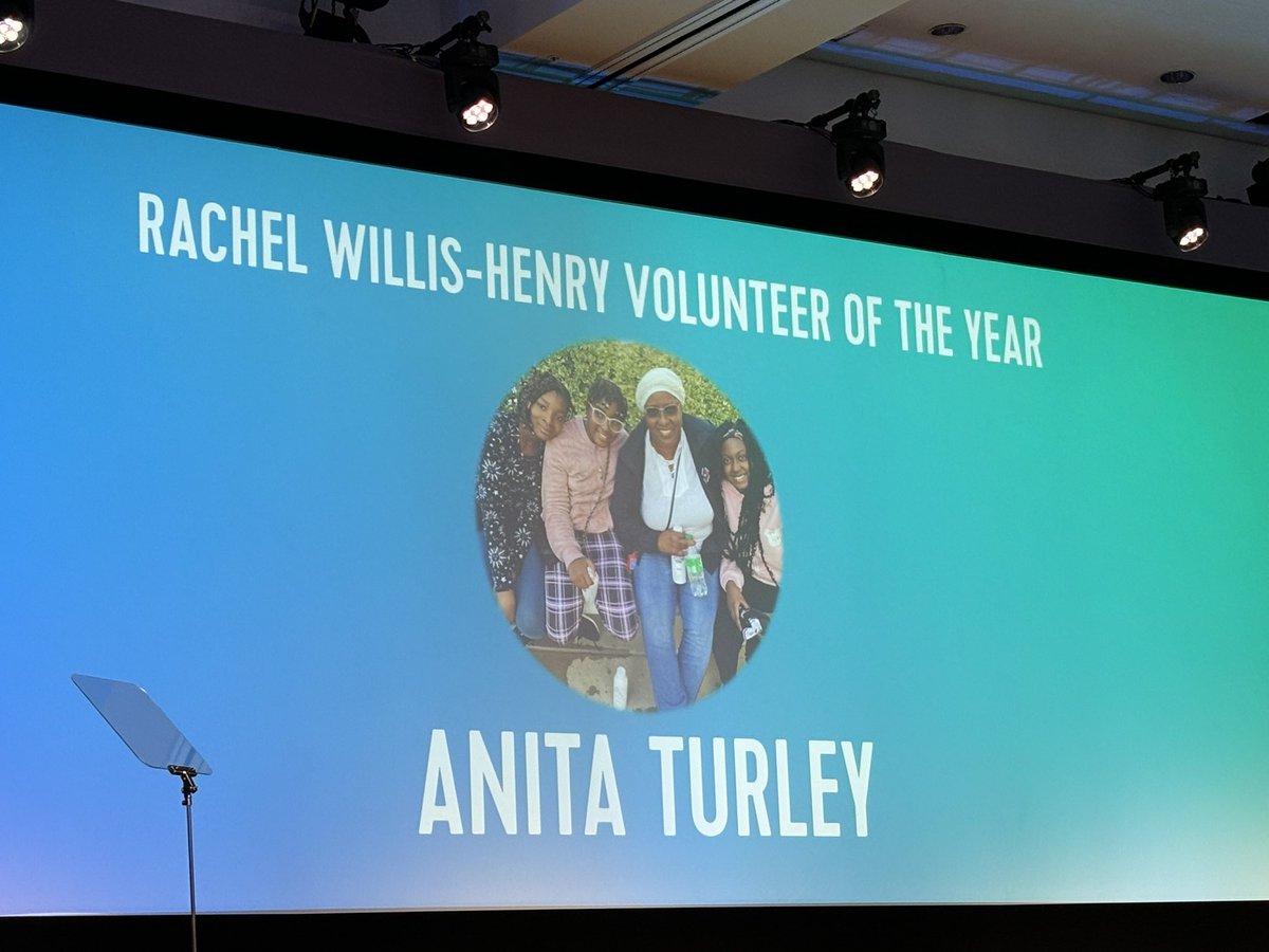 Extremely proud of Ms. Anita Turley, who recognized today as the Volunteer of the Year by the California Charter Schools Association! Ms. Anita serves our students everyday at Higher Learning Academy and across Gateway! #GCClevelup #proudgccsupt
