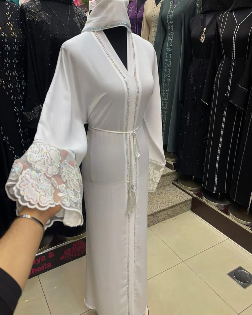 Stylishlymodestglam tweet media