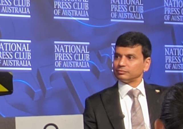 Great talk at the National Press Club today.

Science & Technology Australia President, @sharath_sriram, spoke about the importance of investing in R&D, to reap the benefits of Australian research and innovation.


#ScienceMeetsParliament #SMP2024 @ScienceAU