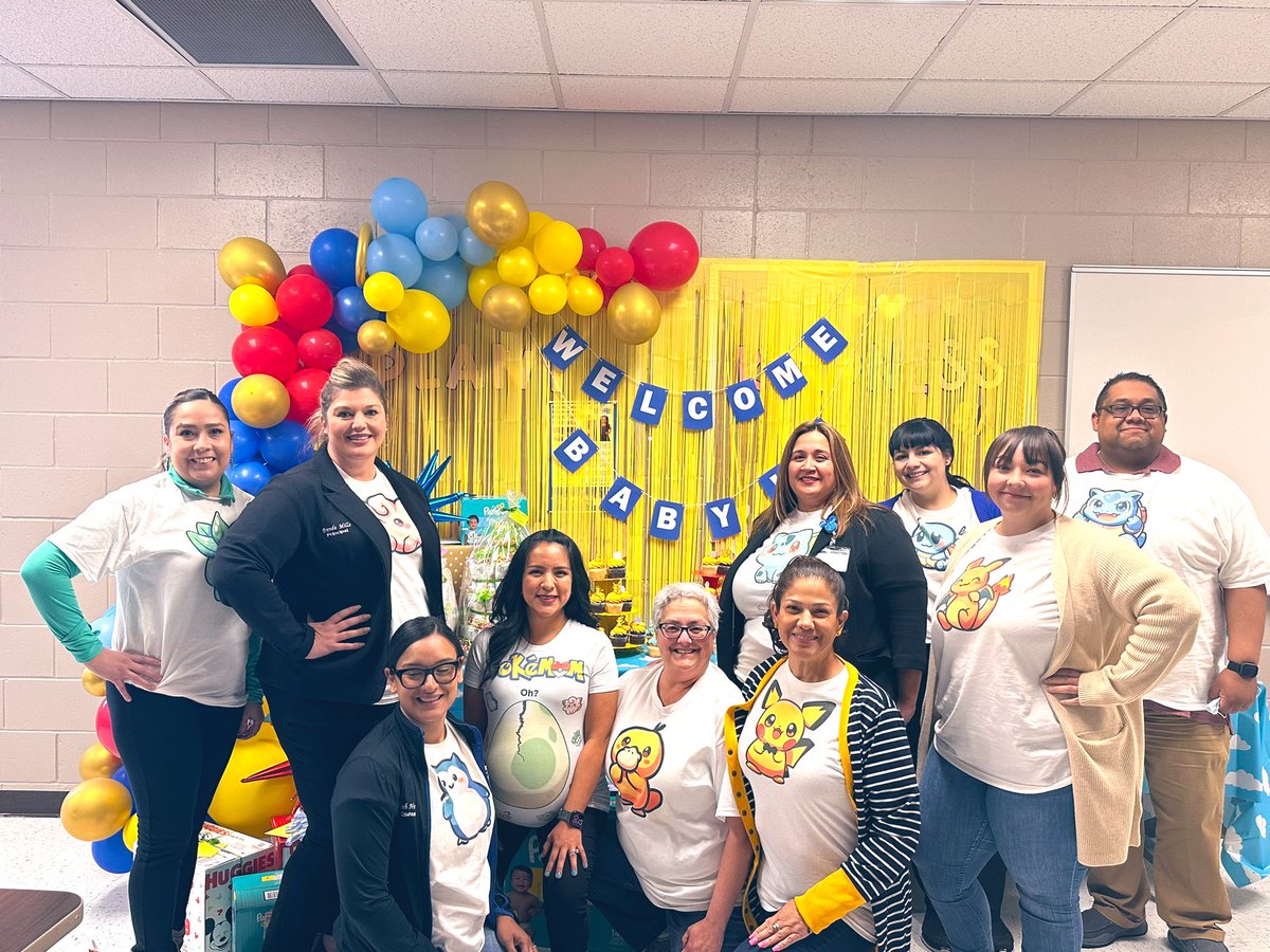 A very adorable shower from my team of Stars! 🥚💙 😄