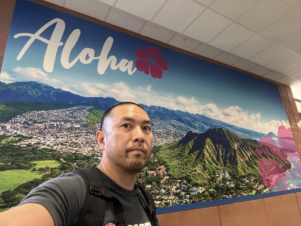 Heading back to my HOME Charlotte, NC 

You could not pay me enough 💰 to live in Honolulu, Hawaii (I was born and raised here). 

Just trust me on this one, and don’t @ me I said what I said! 

#alohameansgoodbye 🤙🏻 
#cltnc #charlotte #home #visitonly