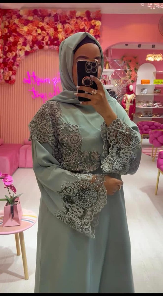 Stylishlymodestglam tweet media