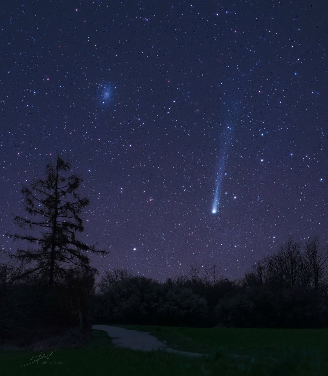 SeVoSpace's tweet image. Happy Spring Equinox ✨💫
Comet 12P/Pons-Brooks and the Triangulum galaxy M33. Clear skies, Sebastian

Credit: @SeVoSpace 

#comet #ponsbrooks #devilscomet #galaxy #triangulumgalaxy #universe #space #landscape #astrophotography #skyscape #nightscape #sebastianvoltmer