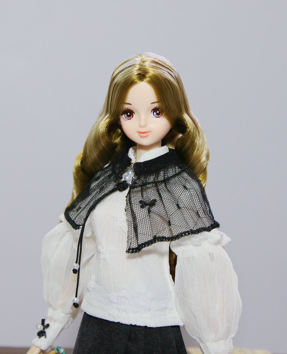 stellatan0107's tweet photo. 二气莫相交 春分雨处行
the Spring Equinox
Hanfu Chinese Traditional Clothing
#リカちゃんキャッスル   #liccacastle 
#ジェニーフレンドたまき
#ジェニーフレンド
#escドール
#jennydoll #jennyfriend #jennyfrienddoll #jennytamaki #jennyfriendtamaki https://t.co/FS5Zdj80sR