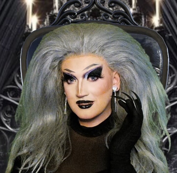 Mistysteals's tweet photo. Wet slay 💦 

#drag #dragqueen #wetslay https://t.co/lW8DZTSh6P