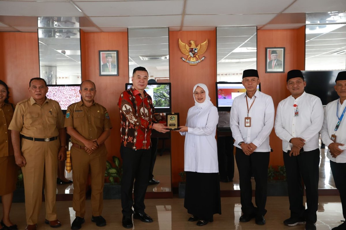 Ke Banyuwangi, Bupati Kaimana Papua Barat Pelajari Mal Pelayanan Publik Digital dlvr.it/T4KZnm