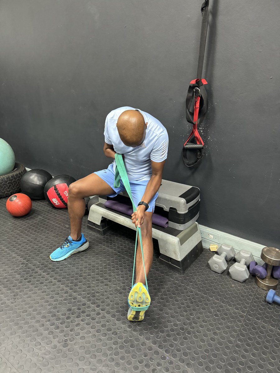 audas_vanschoor's tweet photo. Why stretching is important?
Why stretching is important. Stretching keeps the muscles flexible, strong, and healthy joints .
Donβt forget to stretch today π¦΅πΎ
#Avsfitness #TeamAvs #MoveInMarch https://t.co/ipz4wbRq2s