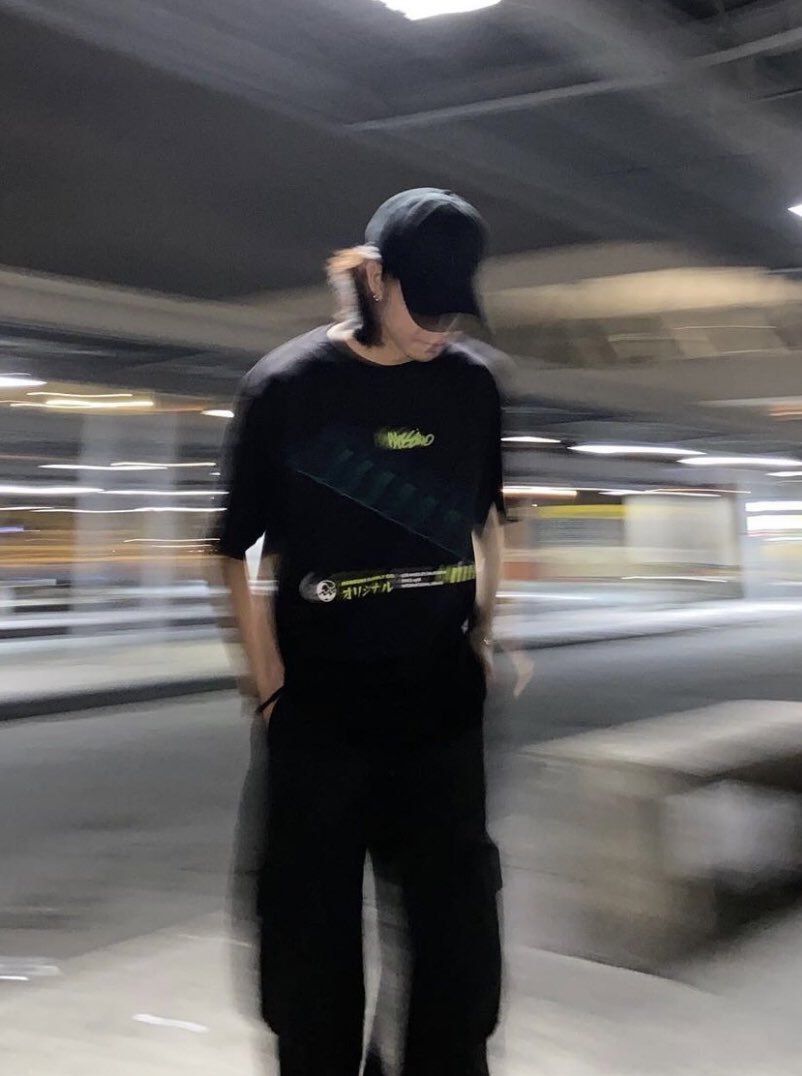 teammathewofc's tweet photo. [📸]

IG Update 𑁍 031924

march
—

Time for some relaxation! 👟
Can you guess these boys who were w/ Mathew? Easy peasy for some. 

To see more of our Ssob’s activities this March, click the link.

https://t.co/IZaeym1b6I

#MathewCruz 
#Mathtrippers 
#StarMagic
@mathewcruz__ https://t.co/DwJoS61Veb