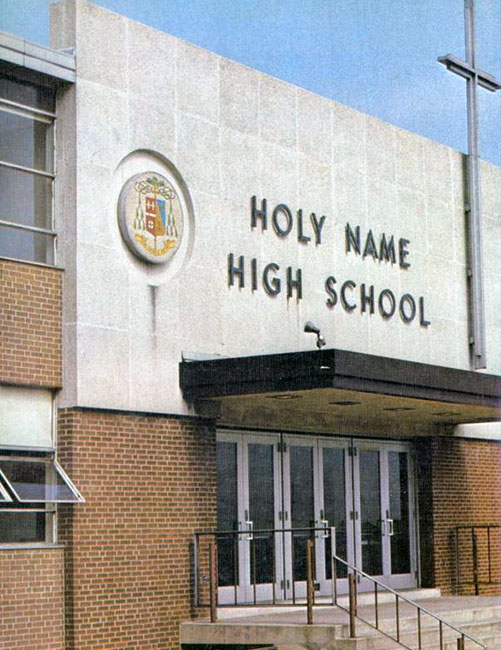 𝟛/𝟚𝟘/𝟟𝟜
𝐏𝐞𝐠𝐠𝐲 𝐃𝐮𝐠𝐚𝐧 and 𝐏𝐞𝐠𝐠𝐲 𝐏𝐚𝐮𝐥 of Holy Name were named to the Suburban All-Star Basketball Team. Holy Name was the first-half champion but lost the second-half and overall championship to St. Pius X of Pottstown. @BerksCatholic #vintagesports