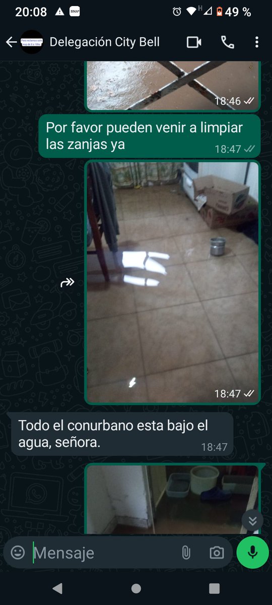 mir_rt's tweet photo. Yo inundandome...mandando msj a la delegación de city bell para que limpien las zanjas. Y me dan esta respuesta, desastre!! ya dejan mucho que desear 🤦🏽‍♀️🤦🏽‍♀️ https://t.co/fszgpIsom4