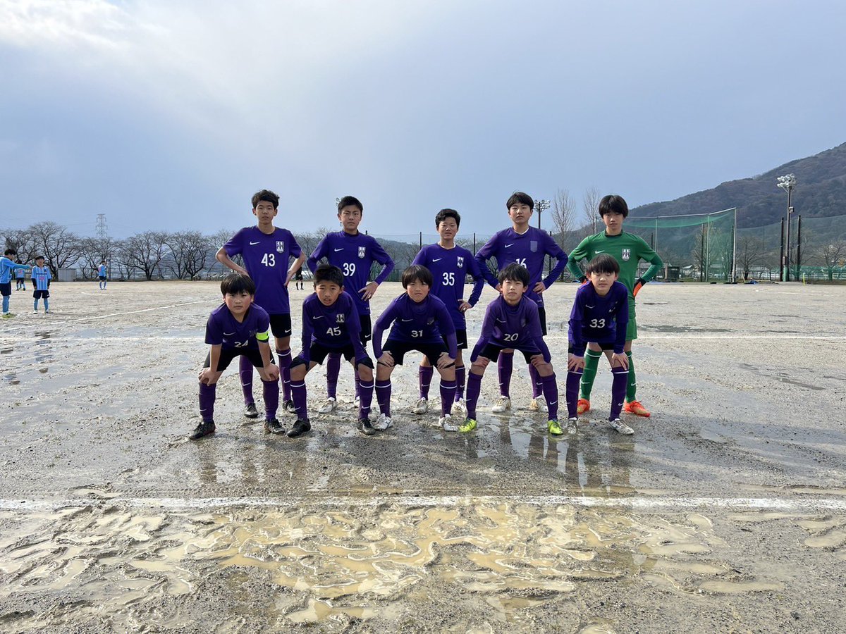 fcviola2006's tweet photo. 【#FCヴィオーラ活動報告】

《SECOND》
西濃リーグ

VS輪之内FC
0-2
0-7
0-9  ✕
 
 失点が多いので取られたあと持ち直せるようコミュニケーションをとり頑張りましょう。 https://t.co/bcHlLCyoRO