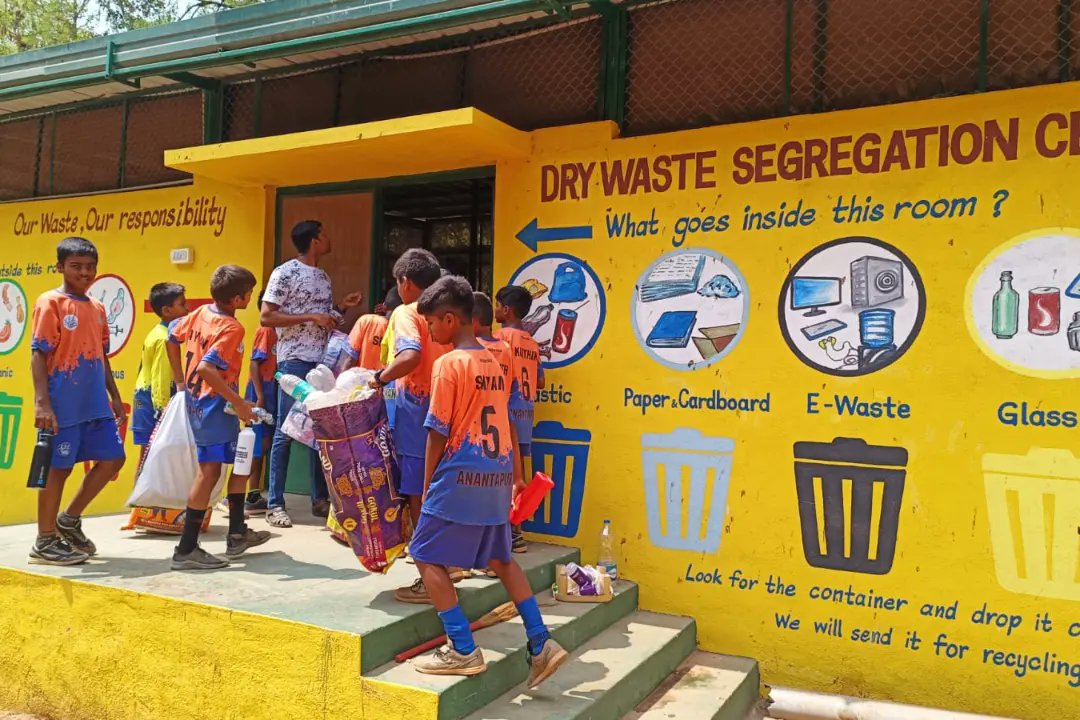 ASA athletes collected plastic waste, clothes, and papers to promote recycling and #environmental #conservation on #WorldRecyclingDay. The collected waste will be sent for recycling after #segregation. Join us in making a positive impact on the environment by #recycling.