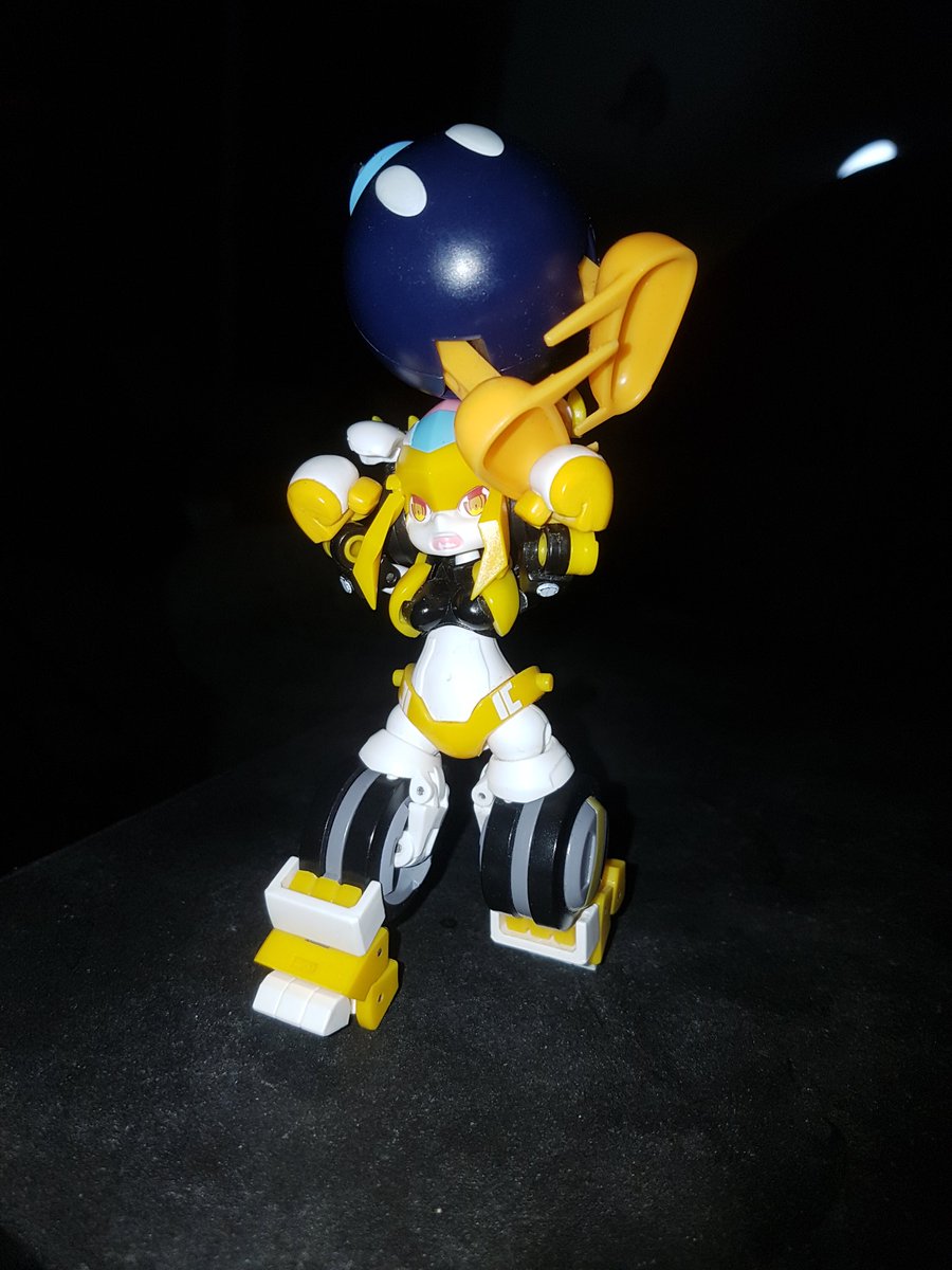 TheLocalBard's tweet photo. She has a friend.
#BigFirebirdToy #MagicHenshin #Thunderlight #RobotGirls #ToyPhotography @Phoenix_BFB https://t.co/Q6TL89qTyW