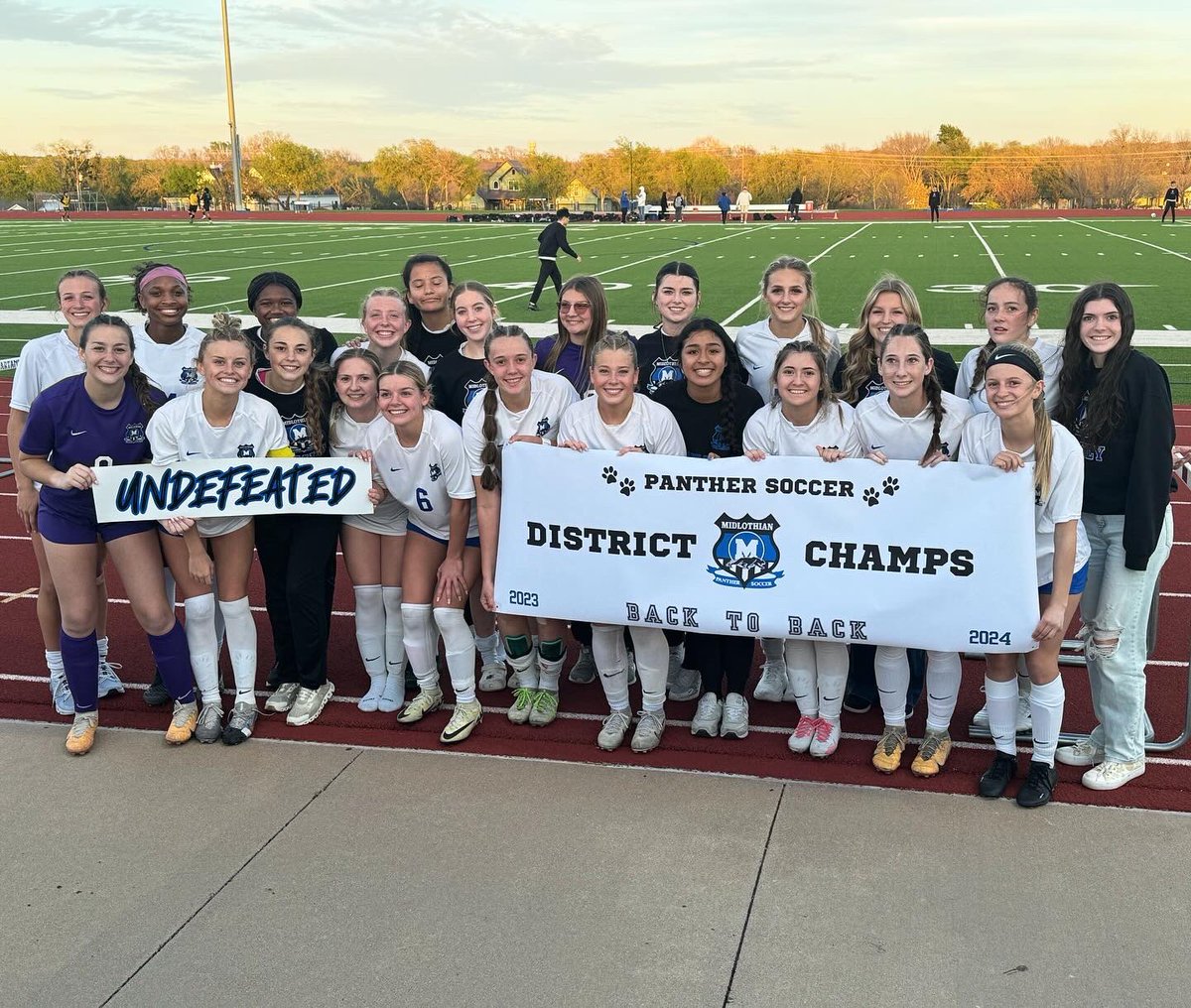 Midlothian High School Soccer tweet media