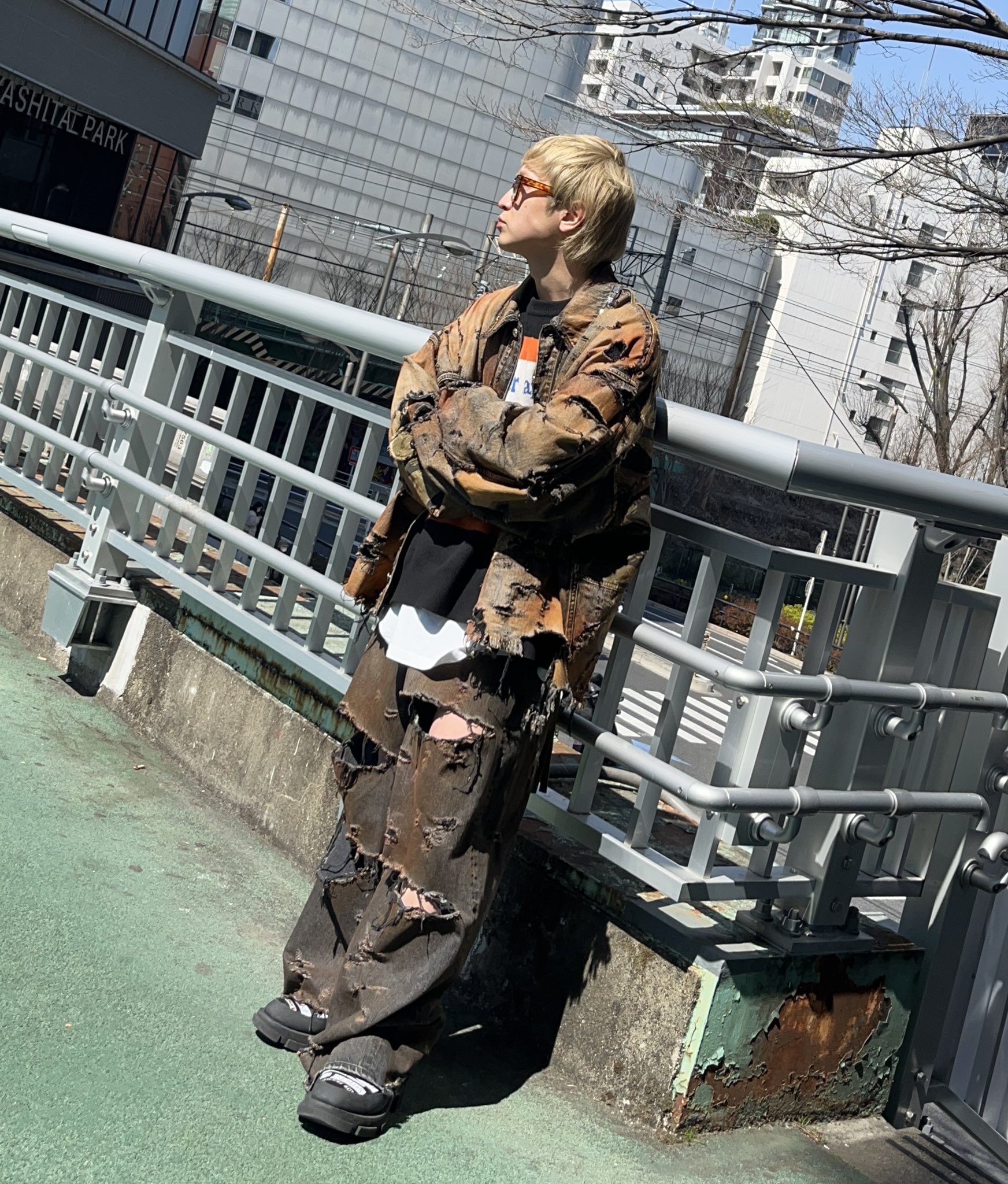 に*ん様 kidill デニムプルオーバー EtzKFVgdVz6R.jpg?width=768