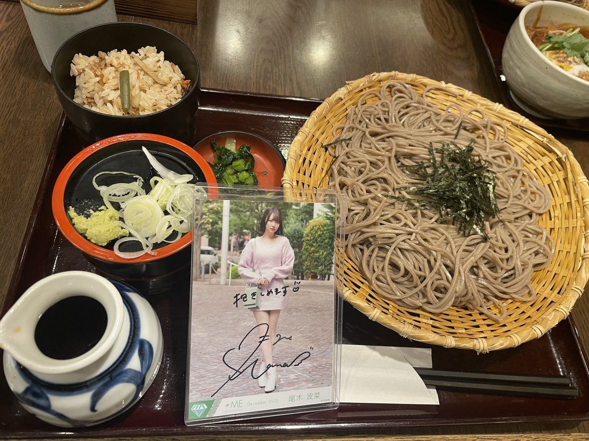 tk07140717's tweet photo. お昼はおそばです😊 https://t.co/FMcrHrsqsn