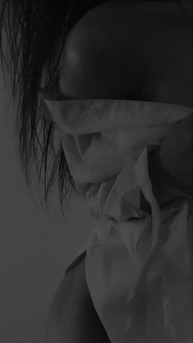 ⠀⠀⠀⠀⠀⠀⠀⠀
это любовь или слепое желание?

⠀⠀⠀⠀⠀⠀⠀⠀