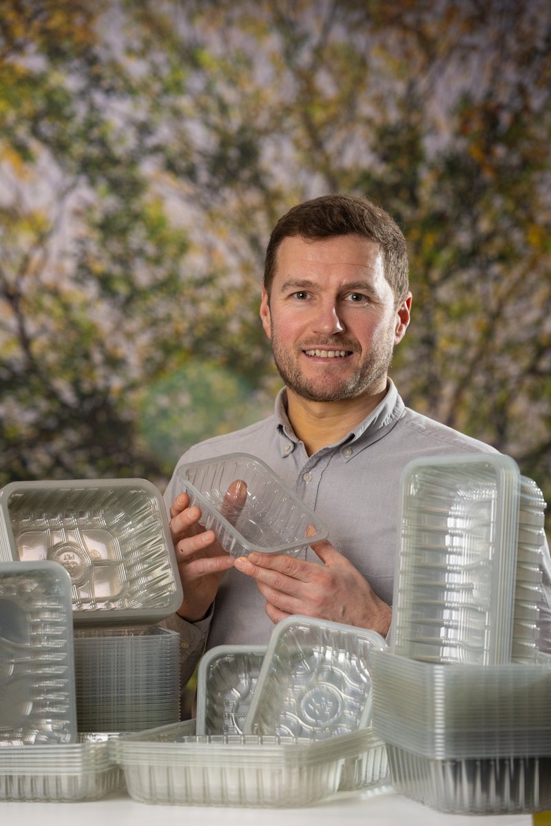 Celebrating an 'elite' partnership! We are excited to unveil an innovative new tray range. Working closely with @kpGroup_, the kp Elite tray helps maintain product shelf-life, reduces food waste and is recyclable through kerbside collection. Read more: moypark.com/news/new-elite…