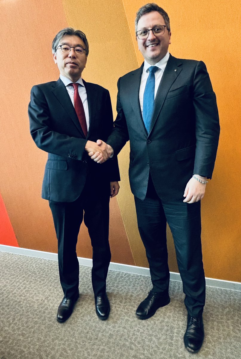 Honored to meet Ambassador Uchida Hiroyuki from Japan 🇯🇵 at @coe. A heartfelt thank you to @MofaJapan_en for the generous €735,000 contribution to @RD4U_claims. As a founding associate member, Japan's commitment to upholding international law and support of Ukraine is inspiring.